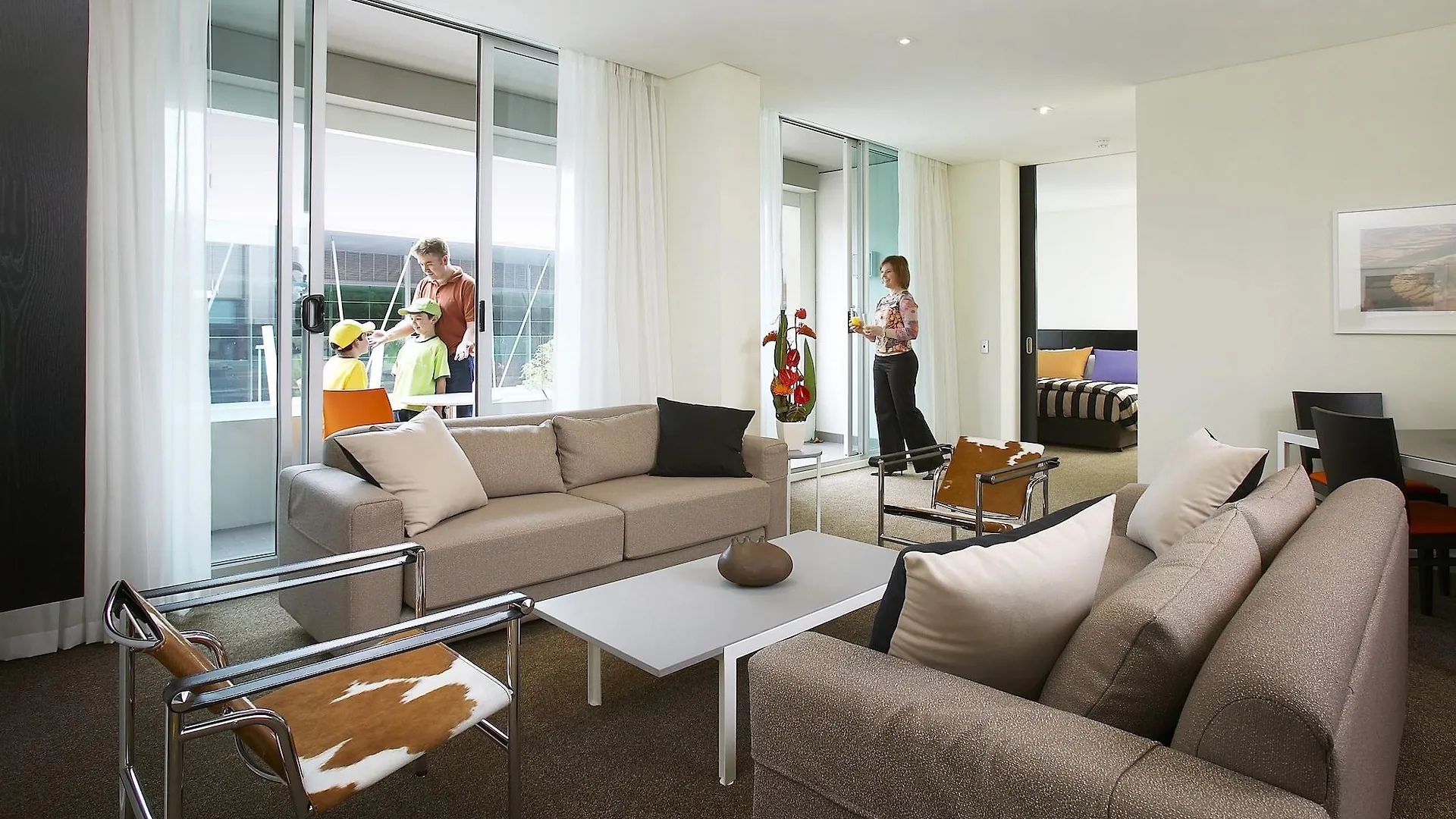 Adina Apartment Hotel Perth 4*,