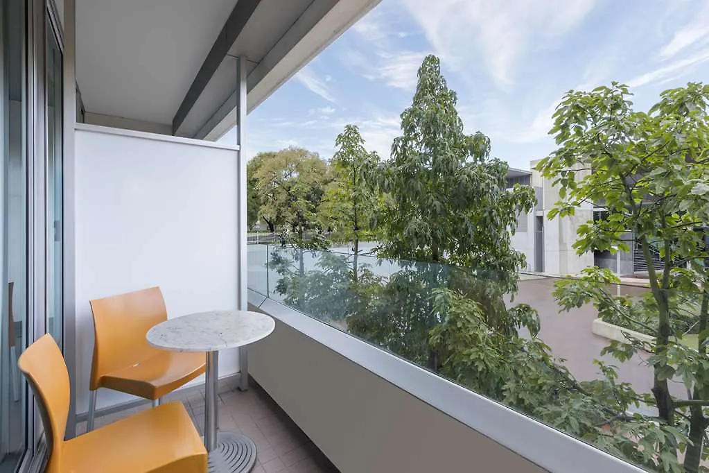 Adina Apartment Hotel Perth Aparthotel